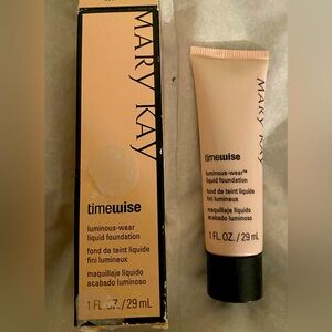 Mary Kay timewise matte-wear liguid Foundation Lot of 5